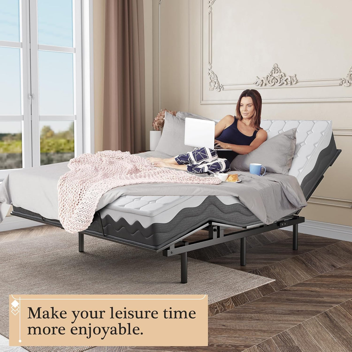 Adjustable Bed Frame with Wireless Remote and Zero Gravity Queen Size W674858