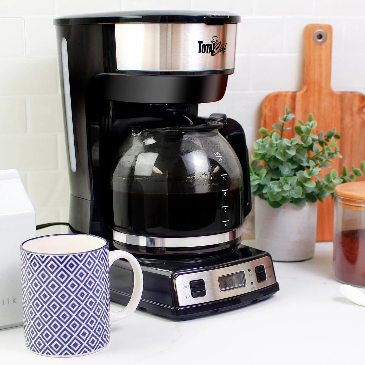 12-Cup 1.8 L Programmable Coffee Maker with Filter Black and Silver L9338