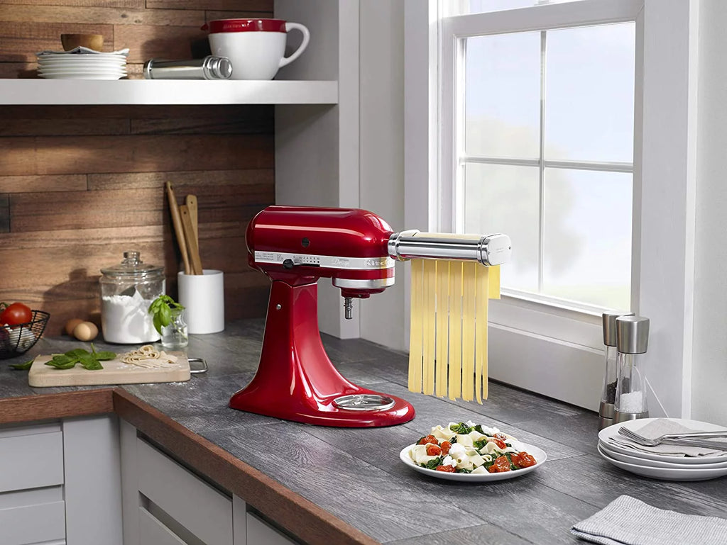 White Pasta Press Attachment with 6 Interchangeable Pasta Plates I2103