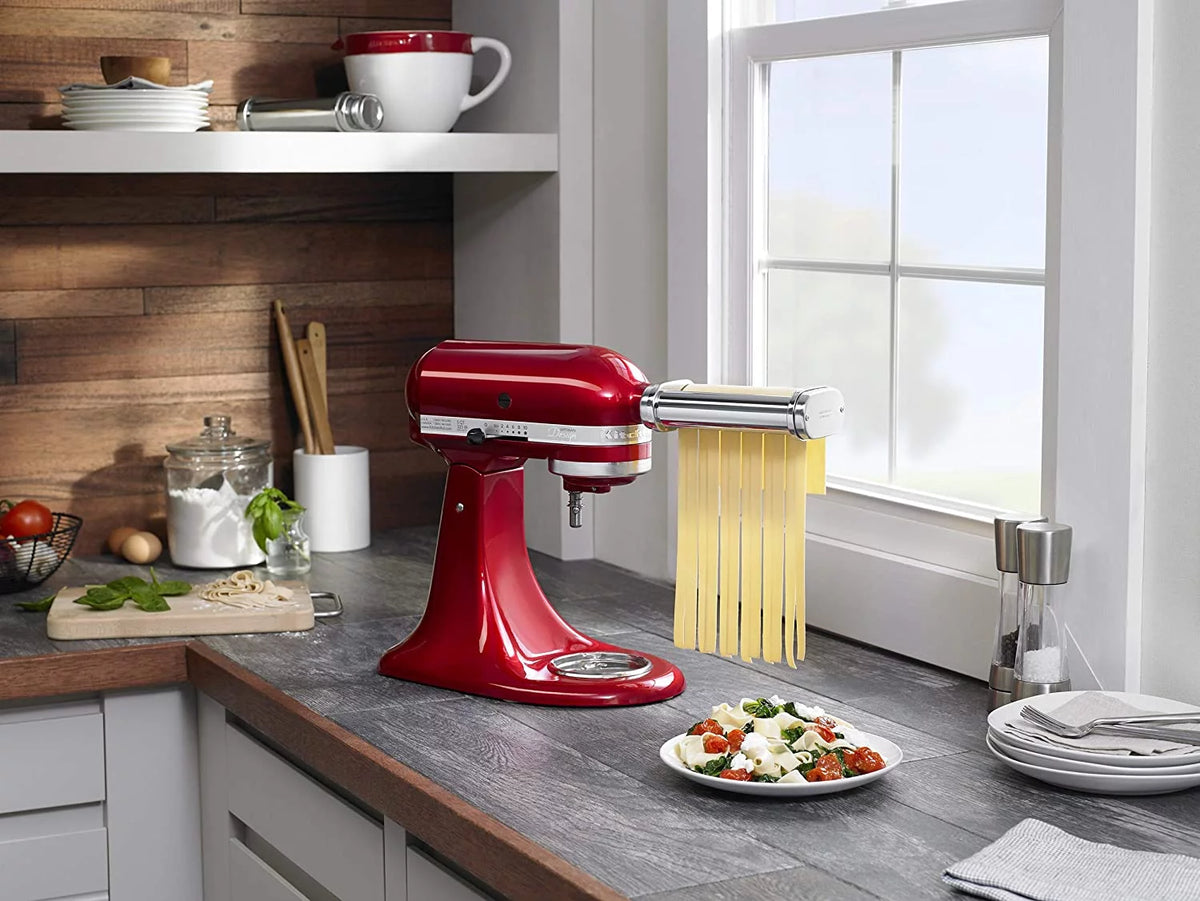 White Pasta Press Attachment with 6 Interchangeable Pasta Plates I2103