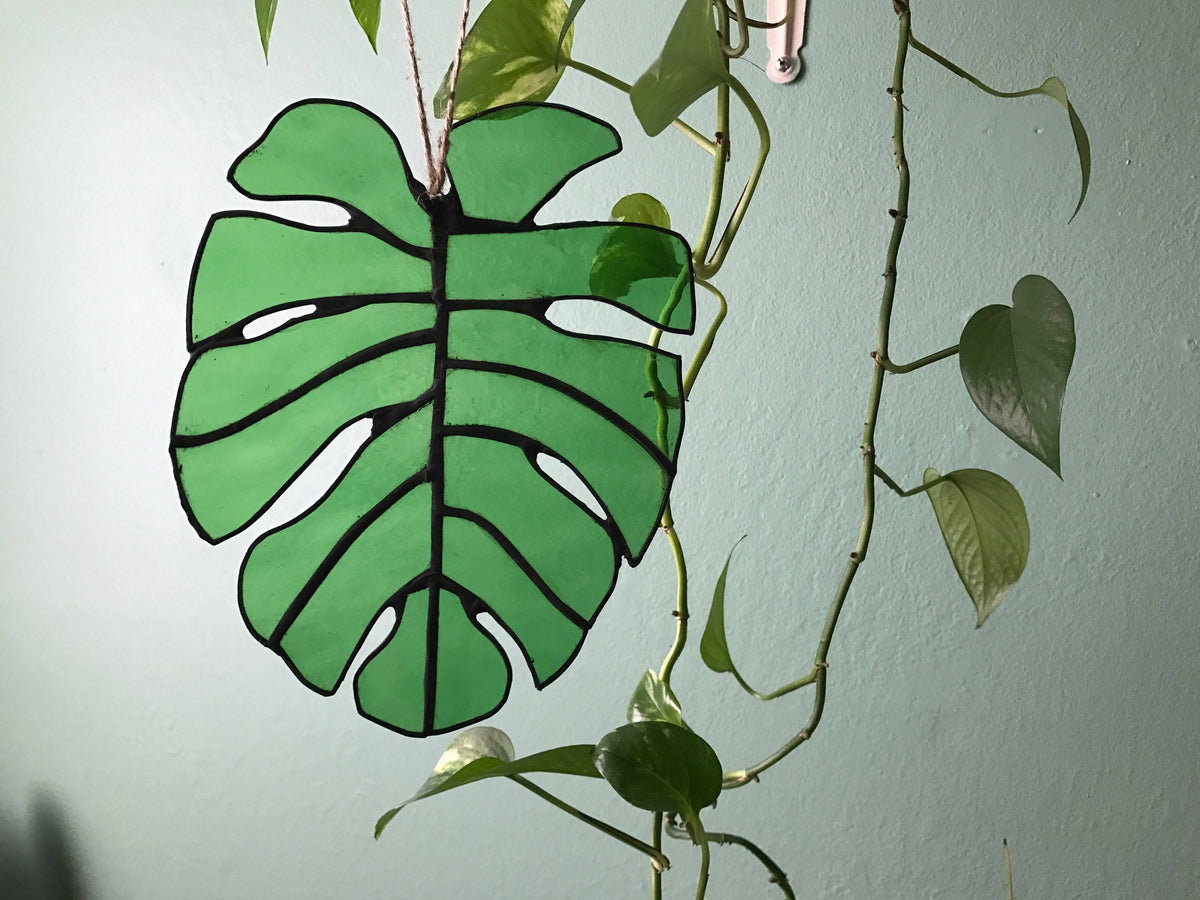 Stained Glass Monstera Leaf F8601