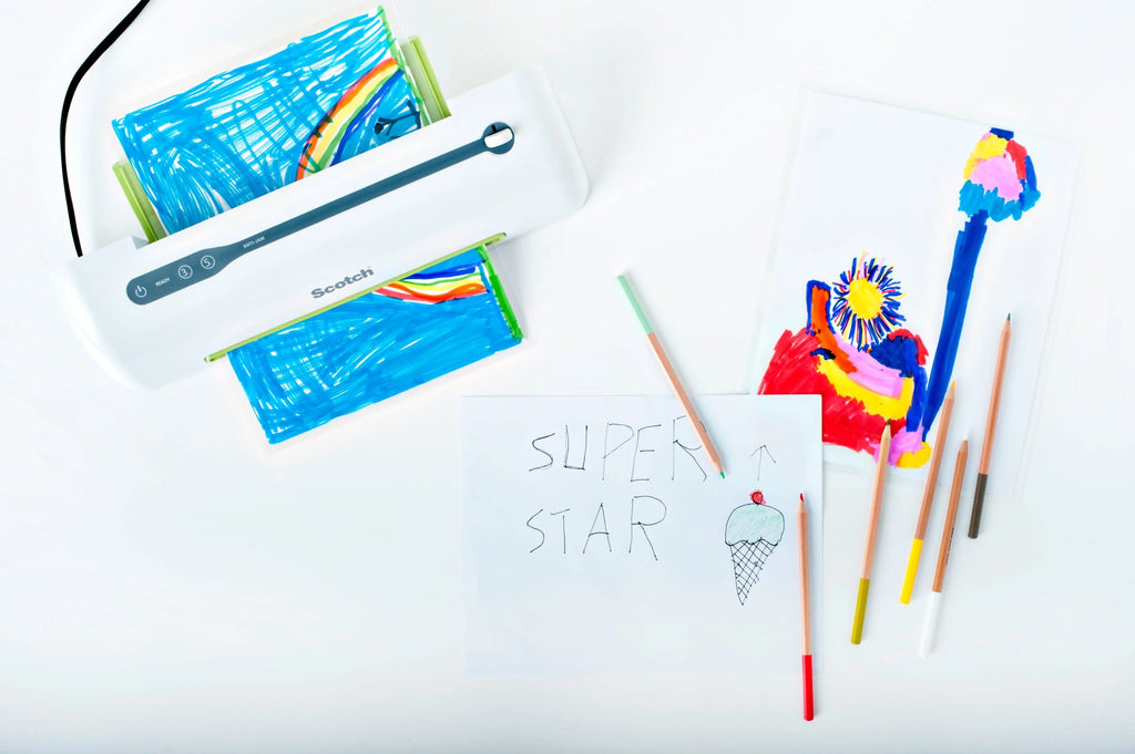 Self-Sealing Photo Laminating Sheets Gloss 5 x 7 5 Sheets E1514