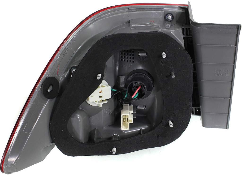 2006 2008 KIA MAGENTIS Tail Light Assembly Passenger Side R668903