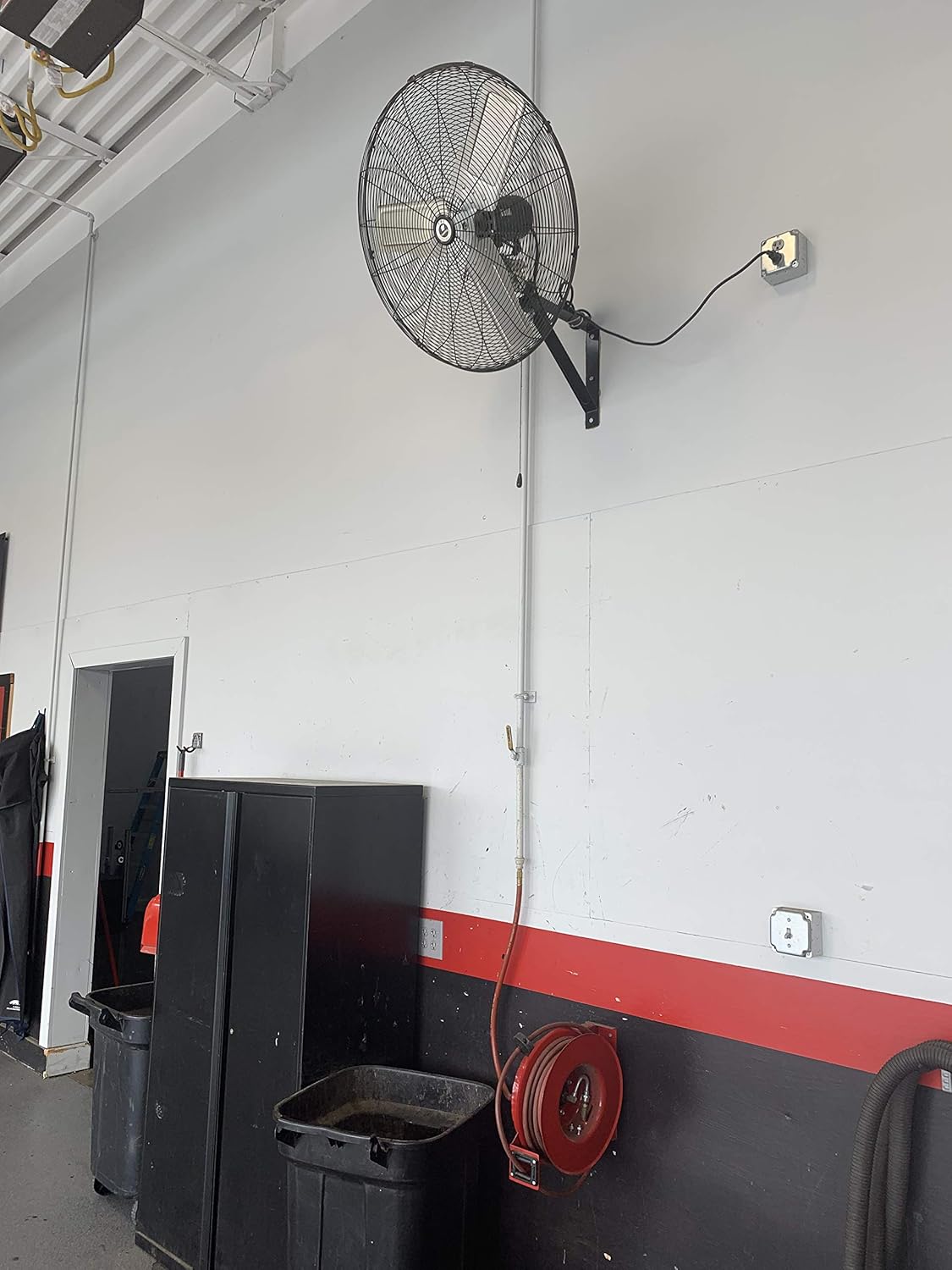 Commercial Wall Mount Fan F60694