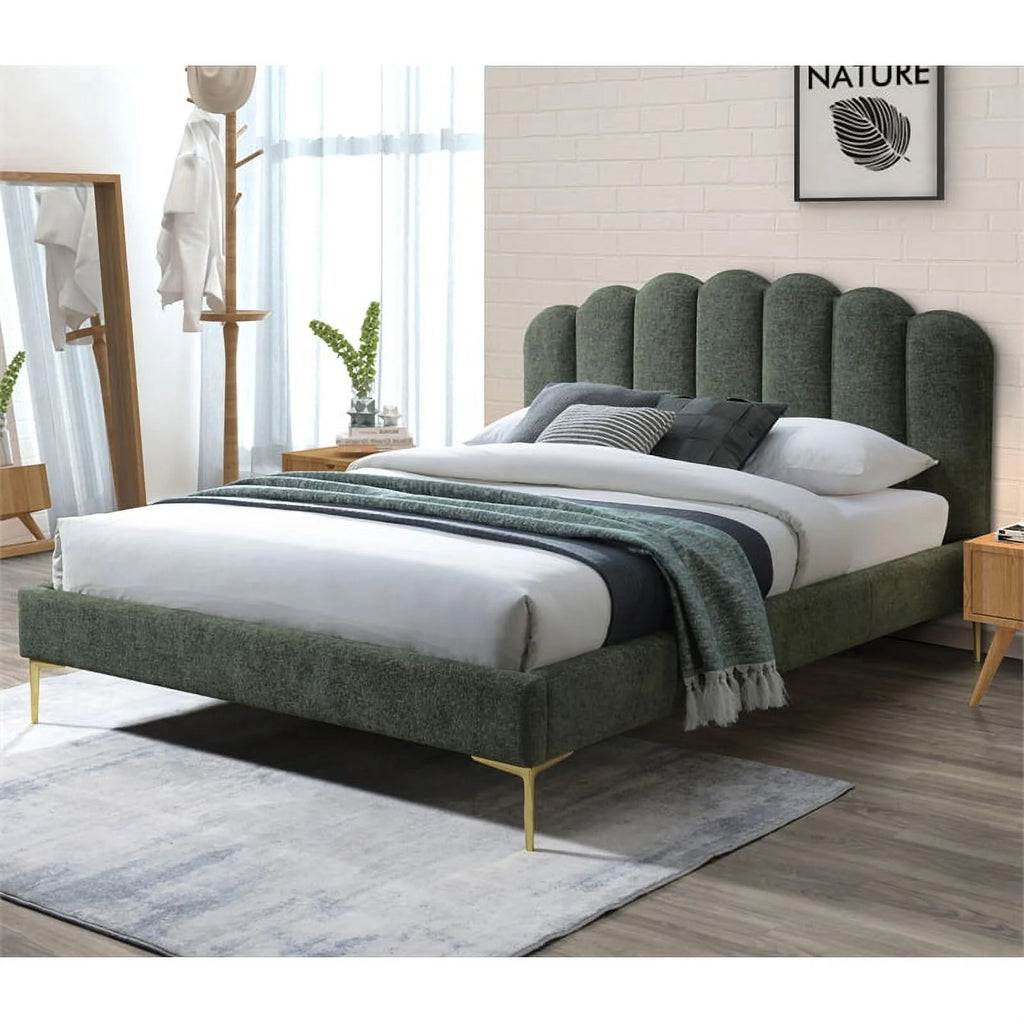 Forest Green Queen Platform Bed E63538