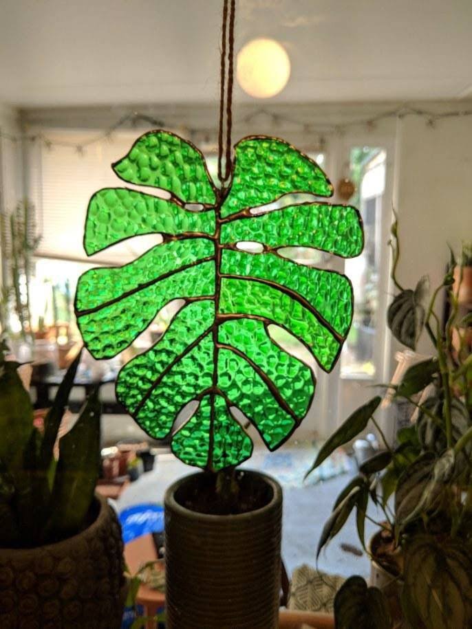 Stained Glass Monstera Leaf F8601