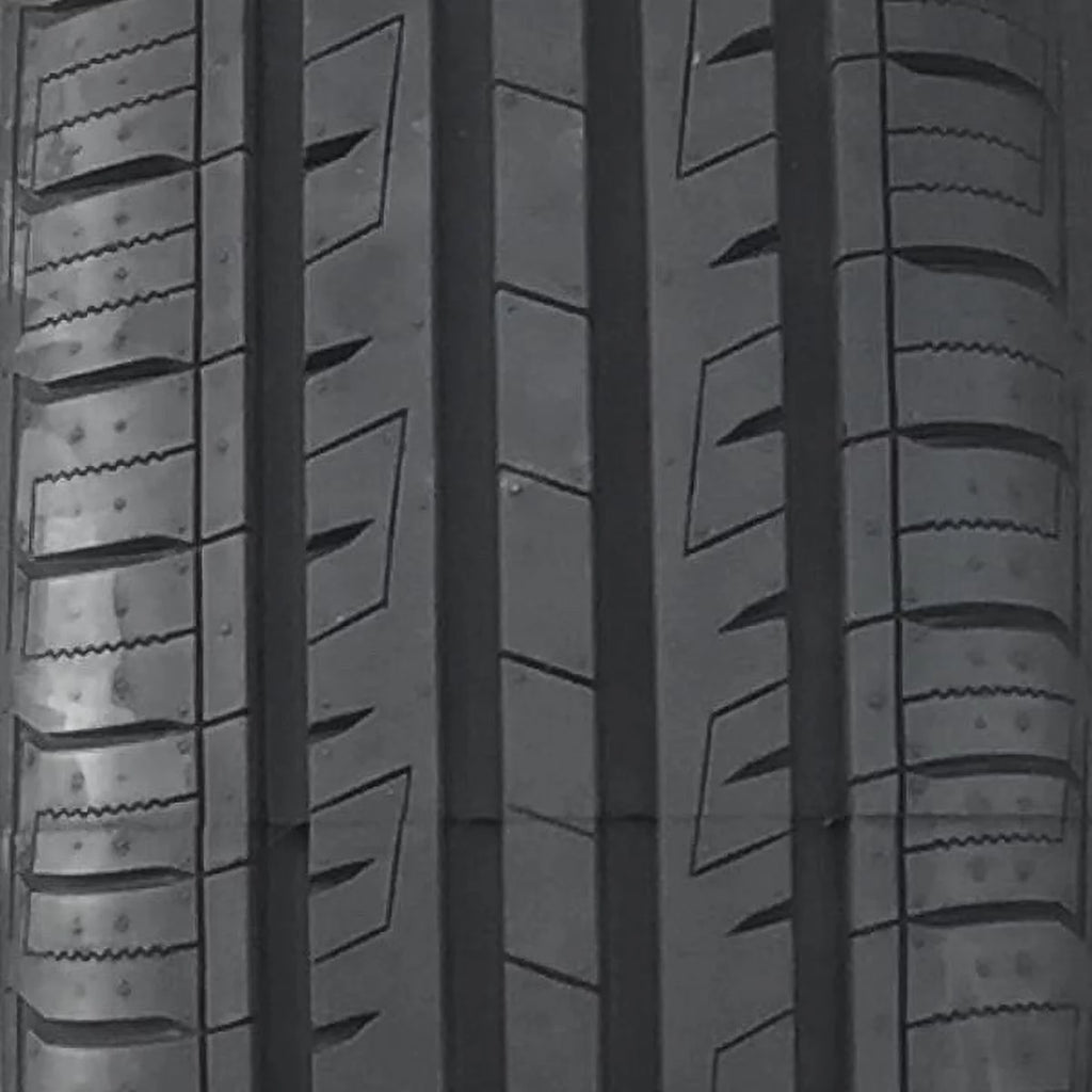 Set of 4 205/60R15 All Season Performance Tires E58469