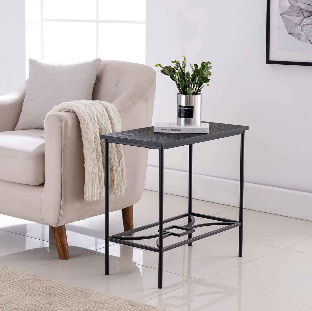 Black Metal & Wood Side Table C729768