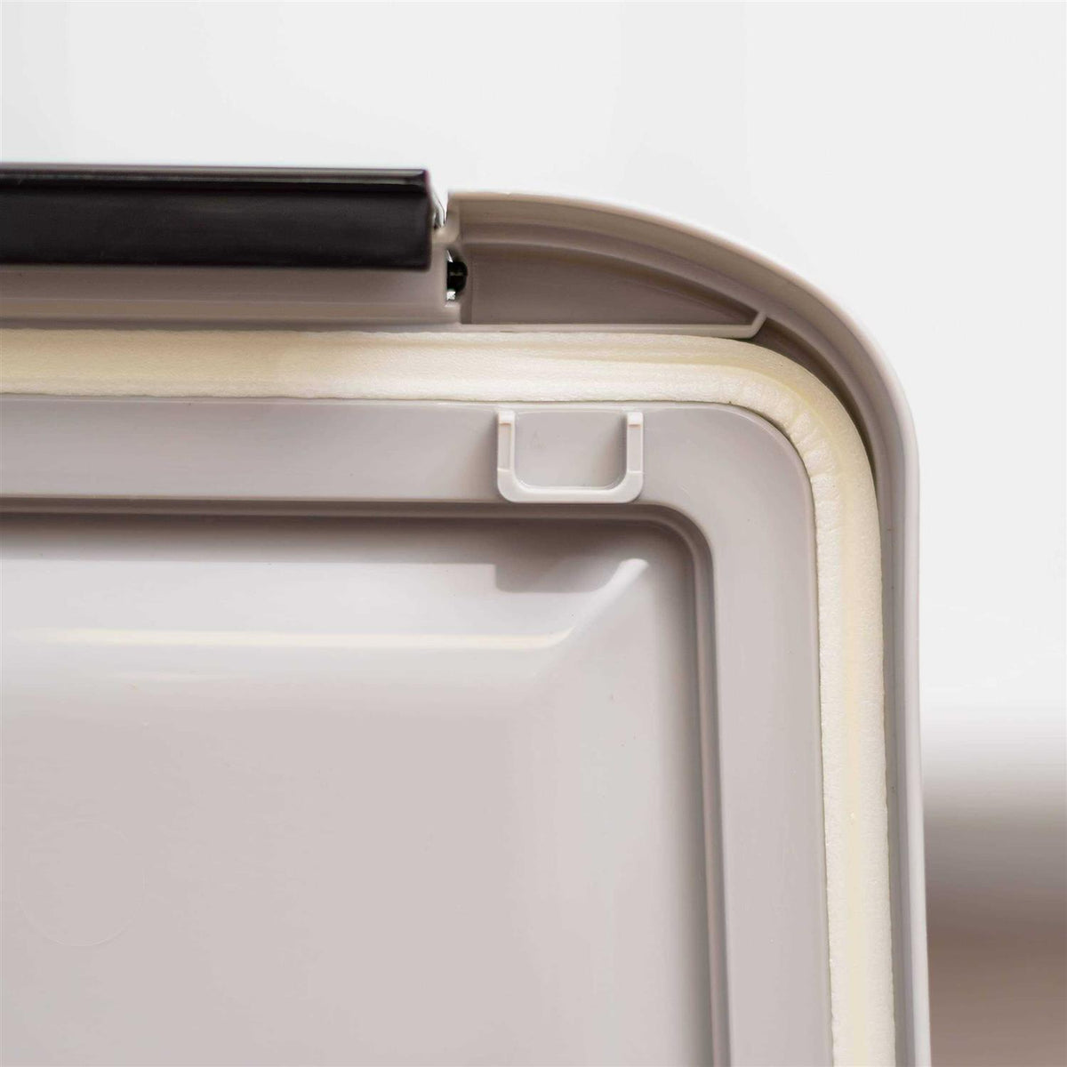 Airtight Pet Food Storage Container D49344