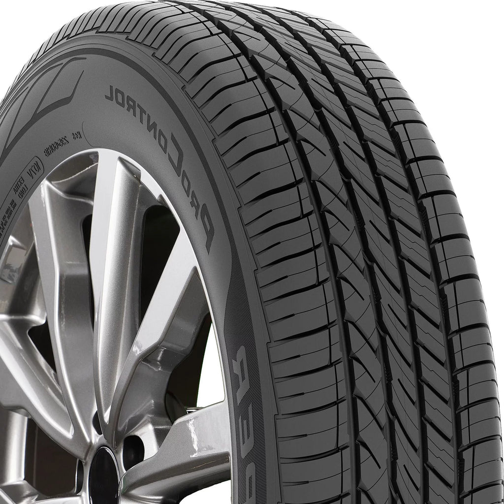 235/50R17 96V Passenger Tire W4683